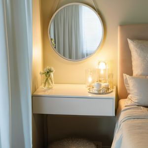 Penteadeira Suspensa com Gaveta Multifuncional Corrediça Organizadora Maquiagens Hall de Entrada Lar