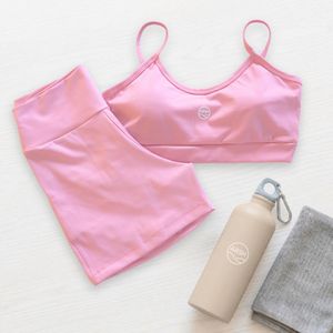 Conjunto Esportivo Fitness Feminino Top com Bojo e Shorts Conforto Sustentação Poliamida Academia Fitness