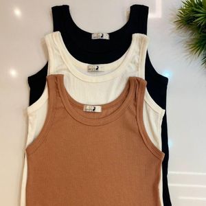 Kit 3 Regatas Femininas Blogueirinha Lisa Malha Algodão Ribana Cores Sortidas(Entrega Imediata).